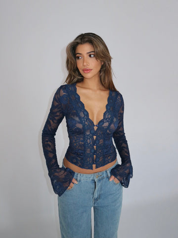 Pretty Luna Lace Top